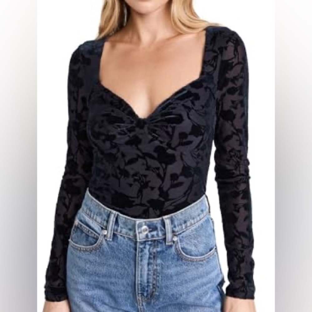 ASTR The Label Ren Top - Picture 1 of 4